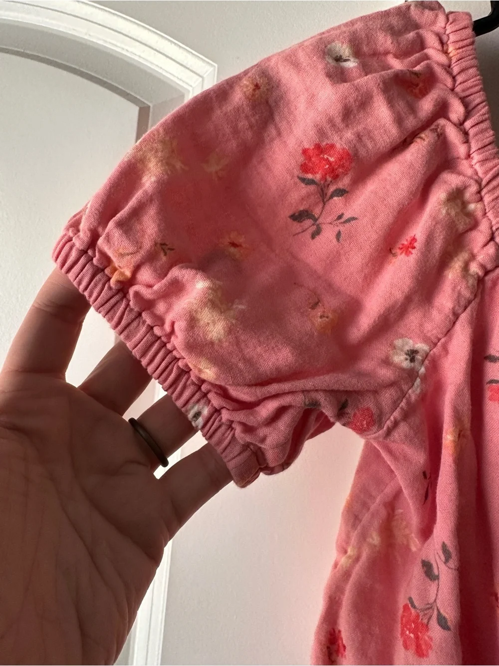 Girls XL Old Navy Coral Pink Floral Puff-Sleeve Crop Top